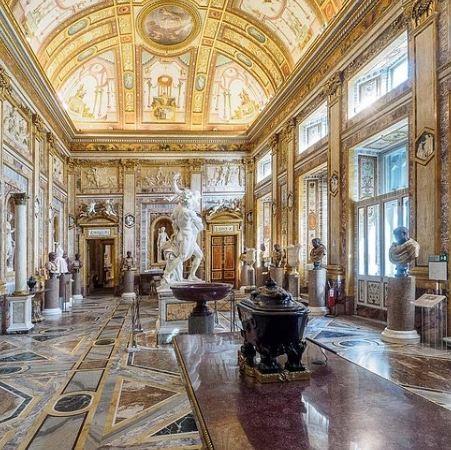 梵蒂冈室内旅游