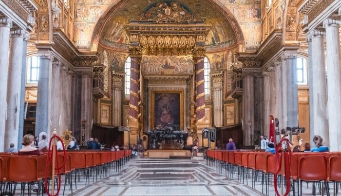 梵蒂冈室内旅游